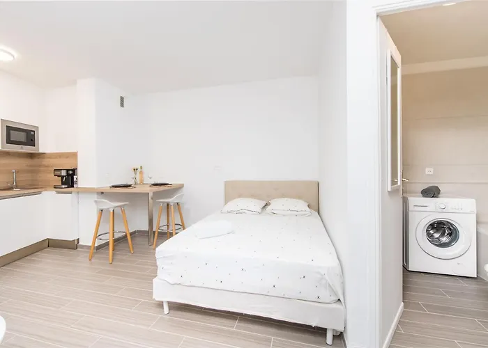 Joli Renove - Au Coeur De - Dt Apartment Menton